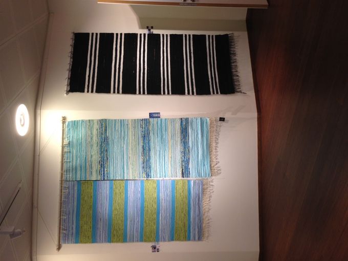 Ishotellet. 90x180 cm, 750 kr. SÅLD. Ishotellet 90x200 cm, 800kr, SÅLD.